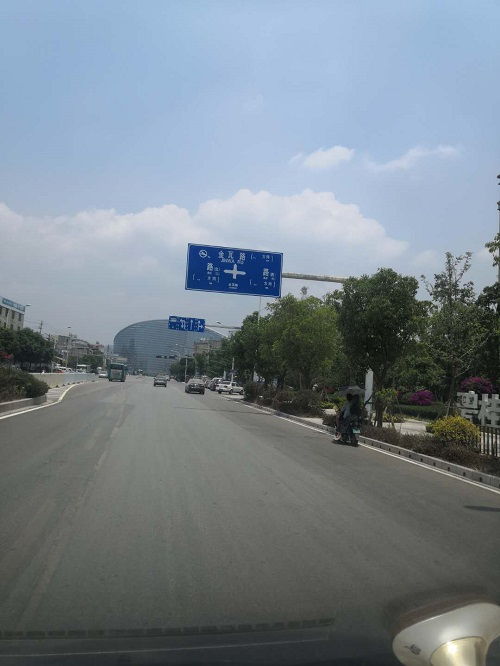 云南道路標志牌 云南道路標志牌制作價格 林峰廣告傳媒
