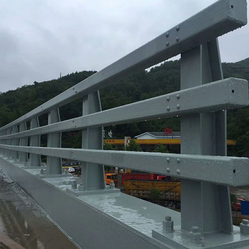 公路防撞欄桿 聊城聚宏護欄廠