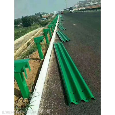 廣西波形護(hù)欄板湖南公路防撞護(hù)欄貴州鄉(xiāng)村公路護(hù)欄板護(hù)欄板托架防阻塊輪廓標(biāo)價(jià)格